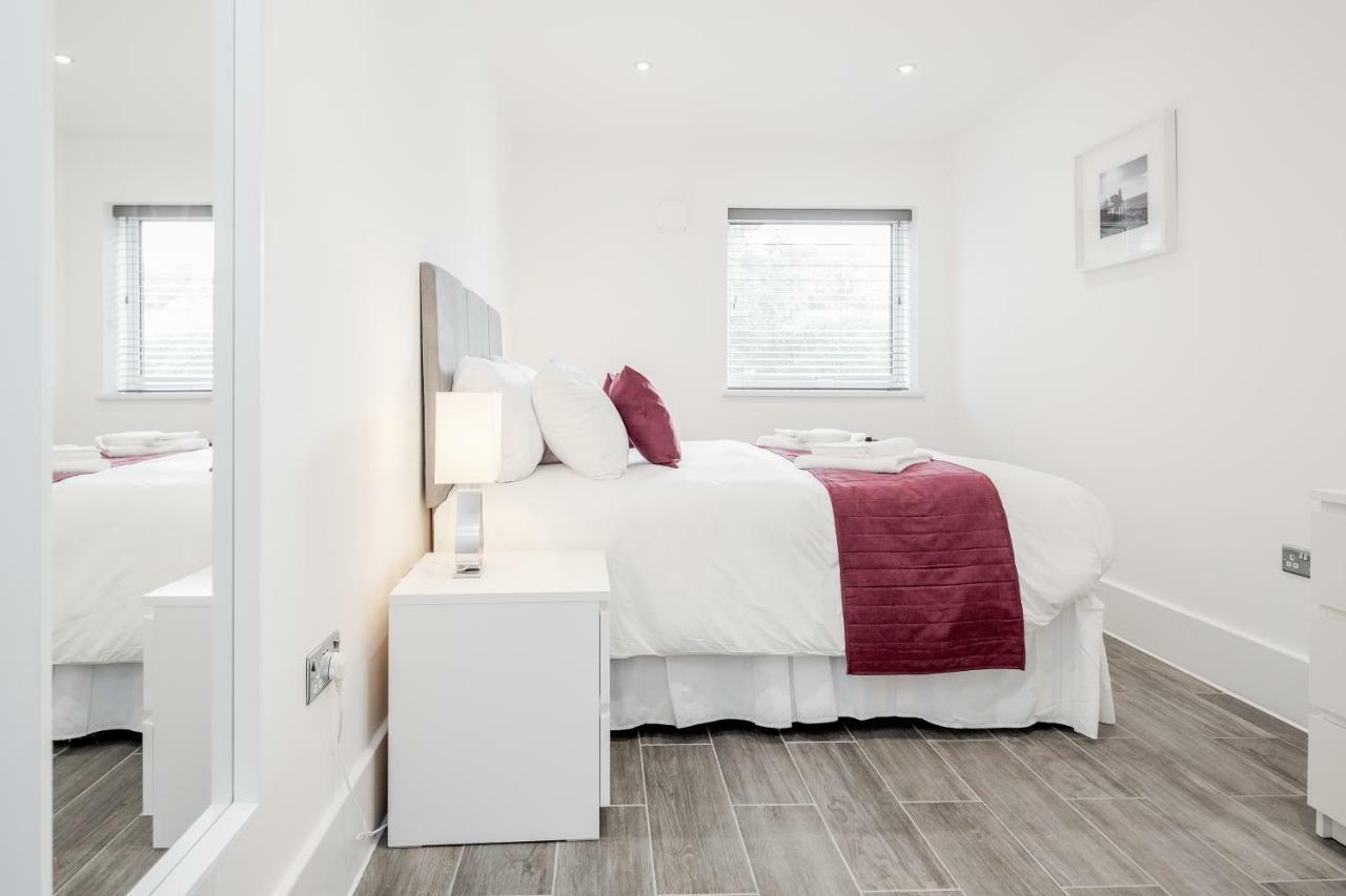 Roomspace Serviced Apartments - The Legacy Brighton Bagian luar foto